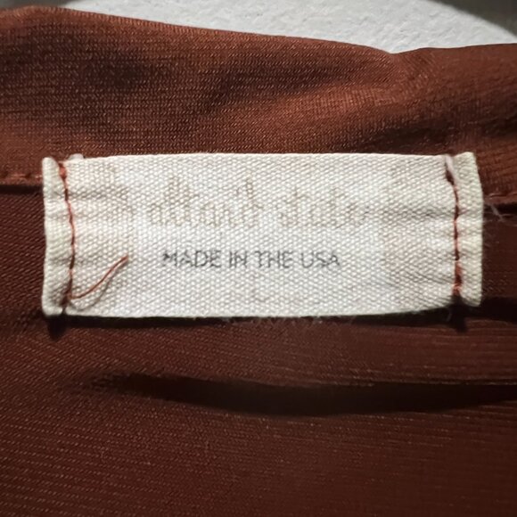 Burnt Orange Button-Up Cropped Blouse – Made in the USA (Size M) - Picture 3 of 3